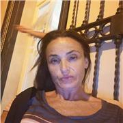 Insegnante di lingua inglese impartisce lezioni in presenza o on line. Massima serietà e possibilità di spostarsi fino a 30 km dal mio domicilio. Abito a Macerata